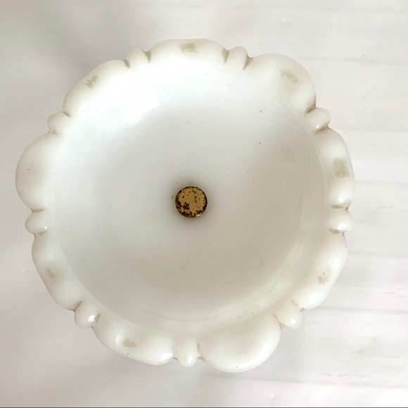 Vintage Milk Glass Dish w/Brass Cherub Marble Base - Picture 9 of 10